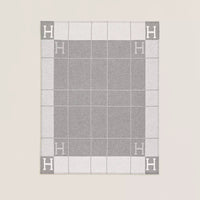 Écru / Light Gray